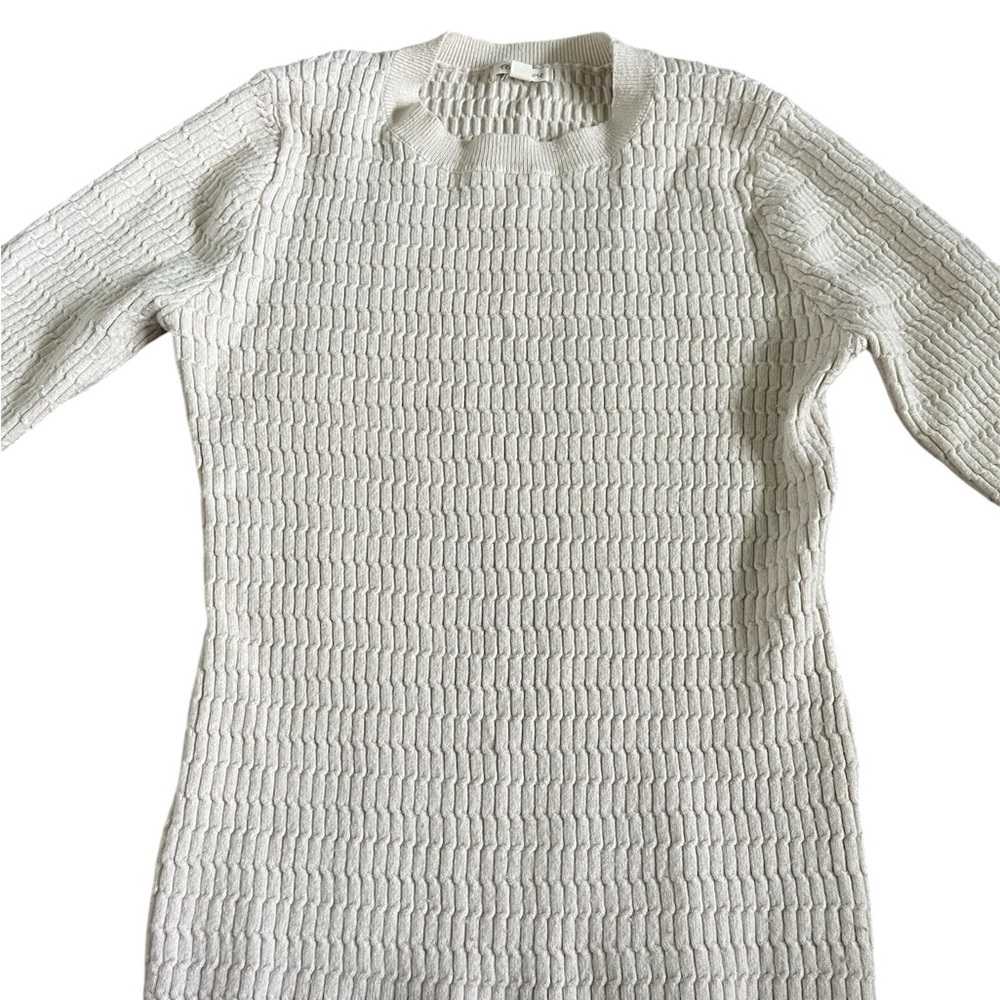 Tea N Rose Women’s Cream Textured Knit Sweater
